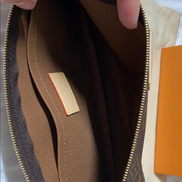 Multi Pochette Accessories - Picture 6 of 7